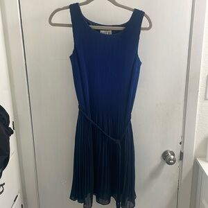 Robbie bee blue dress with belt size 10